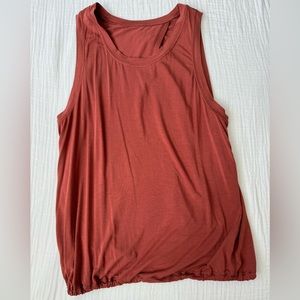 Lululemon Open Back tank in color Magma size XS